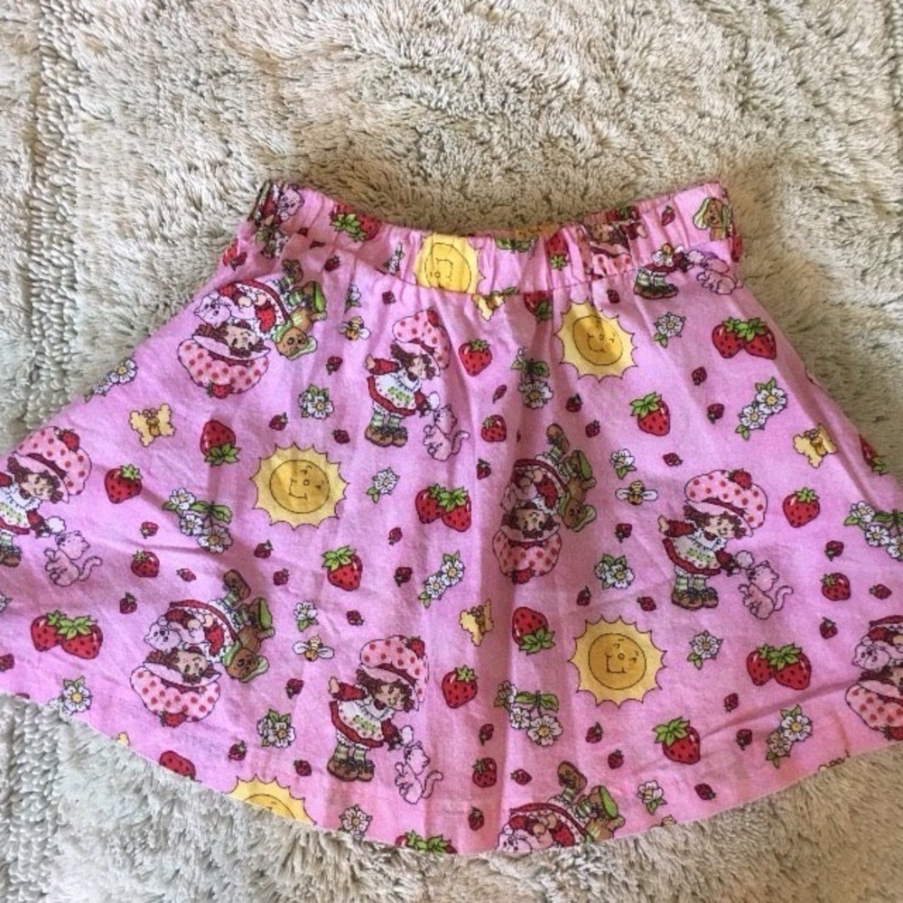 Strawberry shortcake skirt